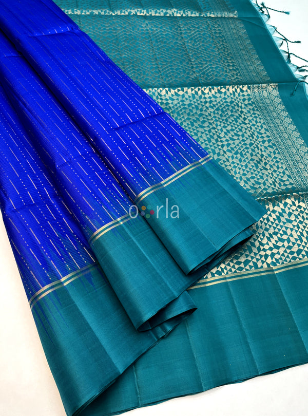Swarnam - Royal Blue with Teal Blue Exclusive Fancy Design Rain Drop Soft Silk Sarees Contrast Border Handloom Soft Silk Saree